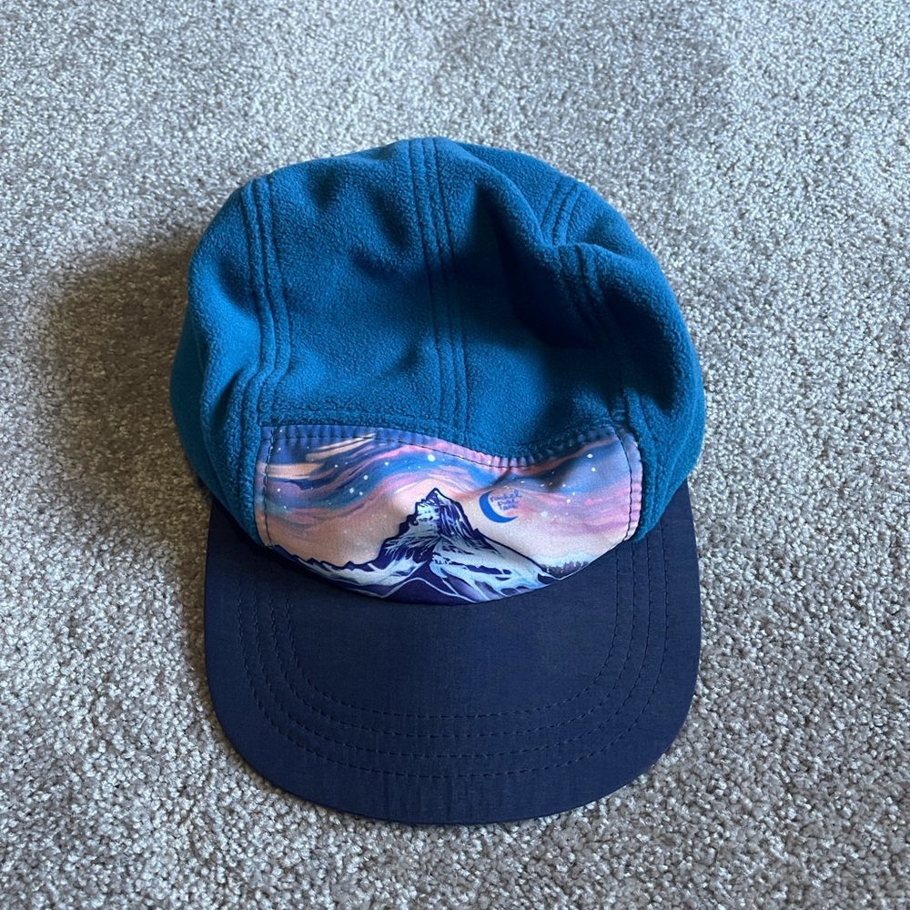 NWOT Fleece 5 Panel Hat by Rachel Pohl Art